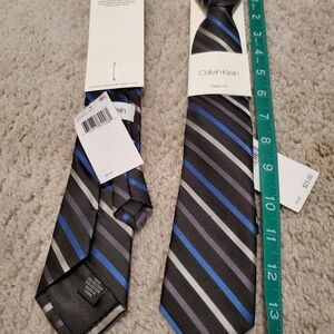 Calvin Klein Boys Zipper Tie